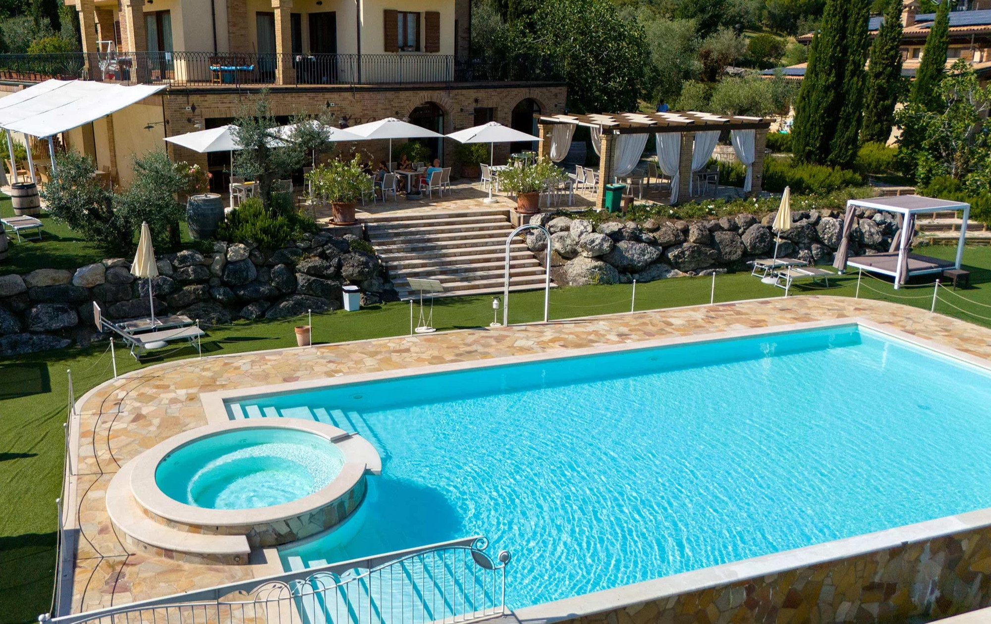 media.Piscina-day2-7_mod