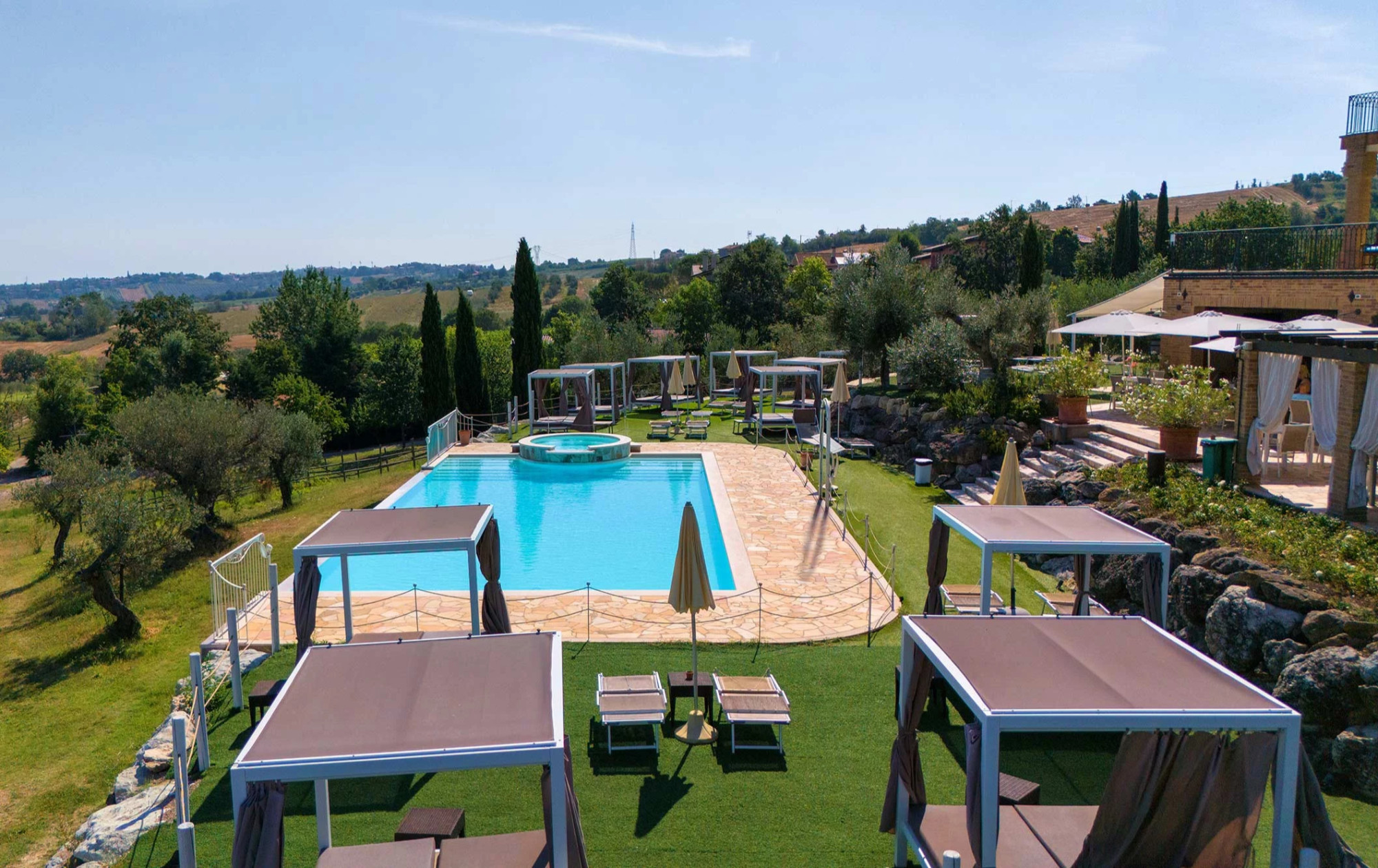 media.Gallery-Piscina_day2-9